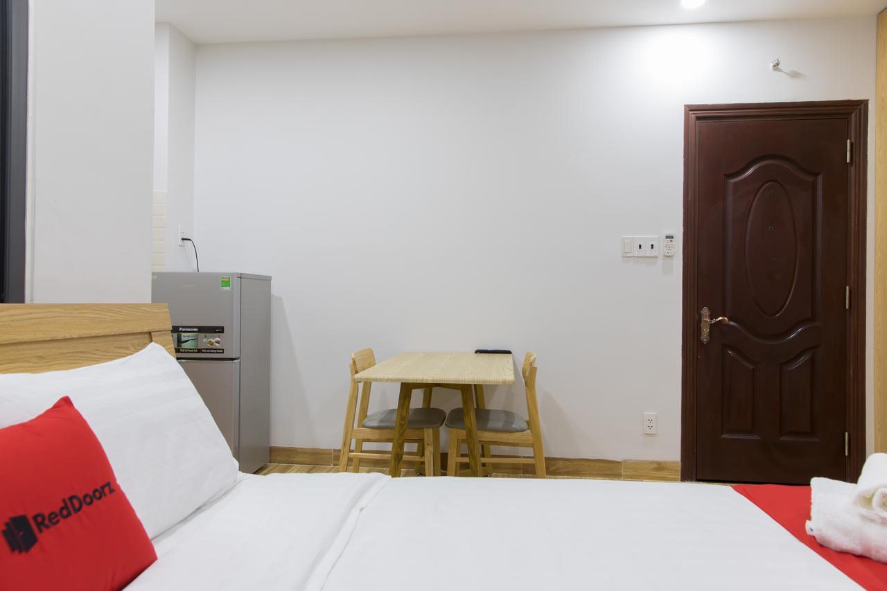 胡志明市 Reddoorz Premium Near E-Town酒店 外观 照片